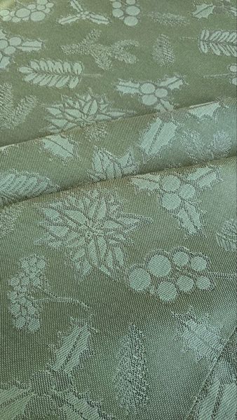 Новорічна смарагдова скатертина Дубочки, 160*220 см 210-1 1/196 фото